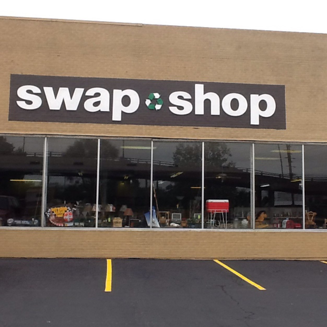 Swapshop8's profile picture. 