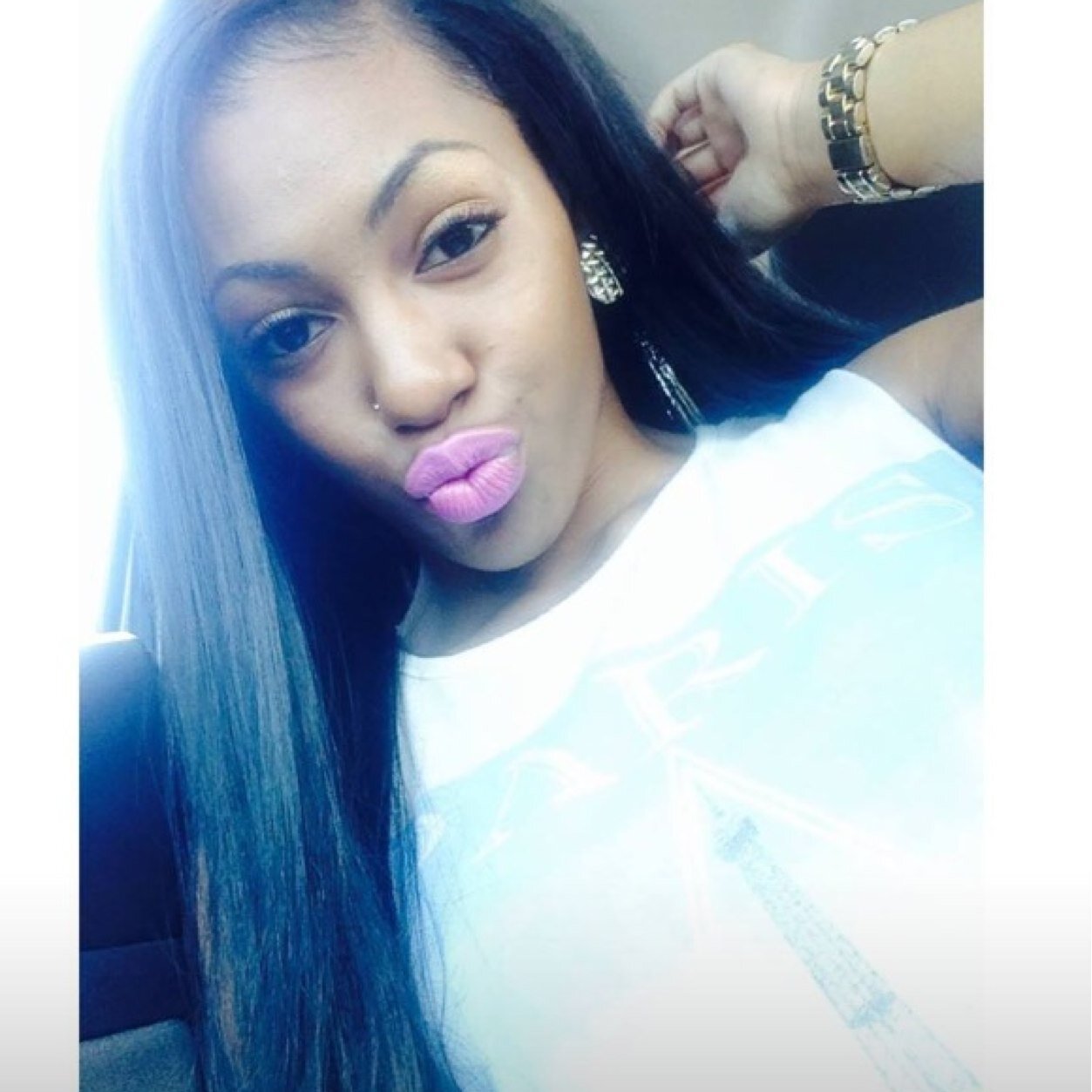 outofUR_league's profile picture. Lets put it like this, she on the money team