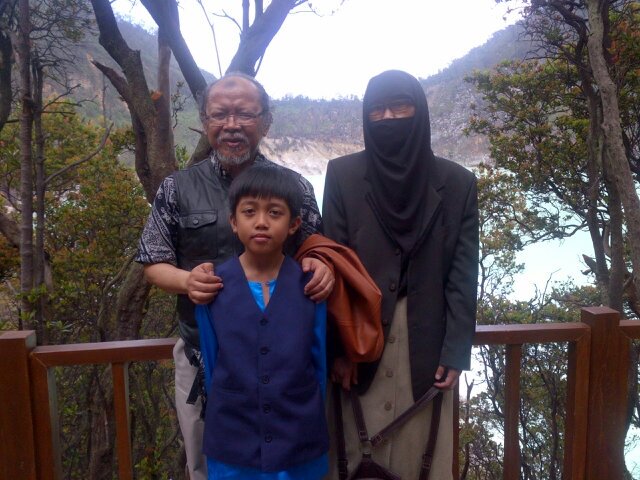 Khadim Islam. I've been Missionary ofS'pore,M'sia,Brunei n South Phillipine .Now as Ket Dewan Naskah