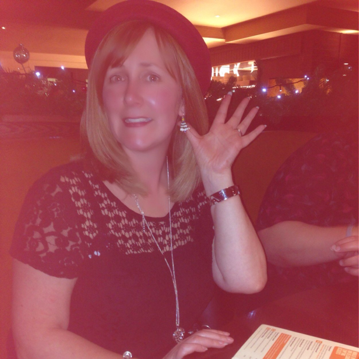 jingles28's profile picture. Love life, family the best, socialising is a must... ice hockey is the best x x