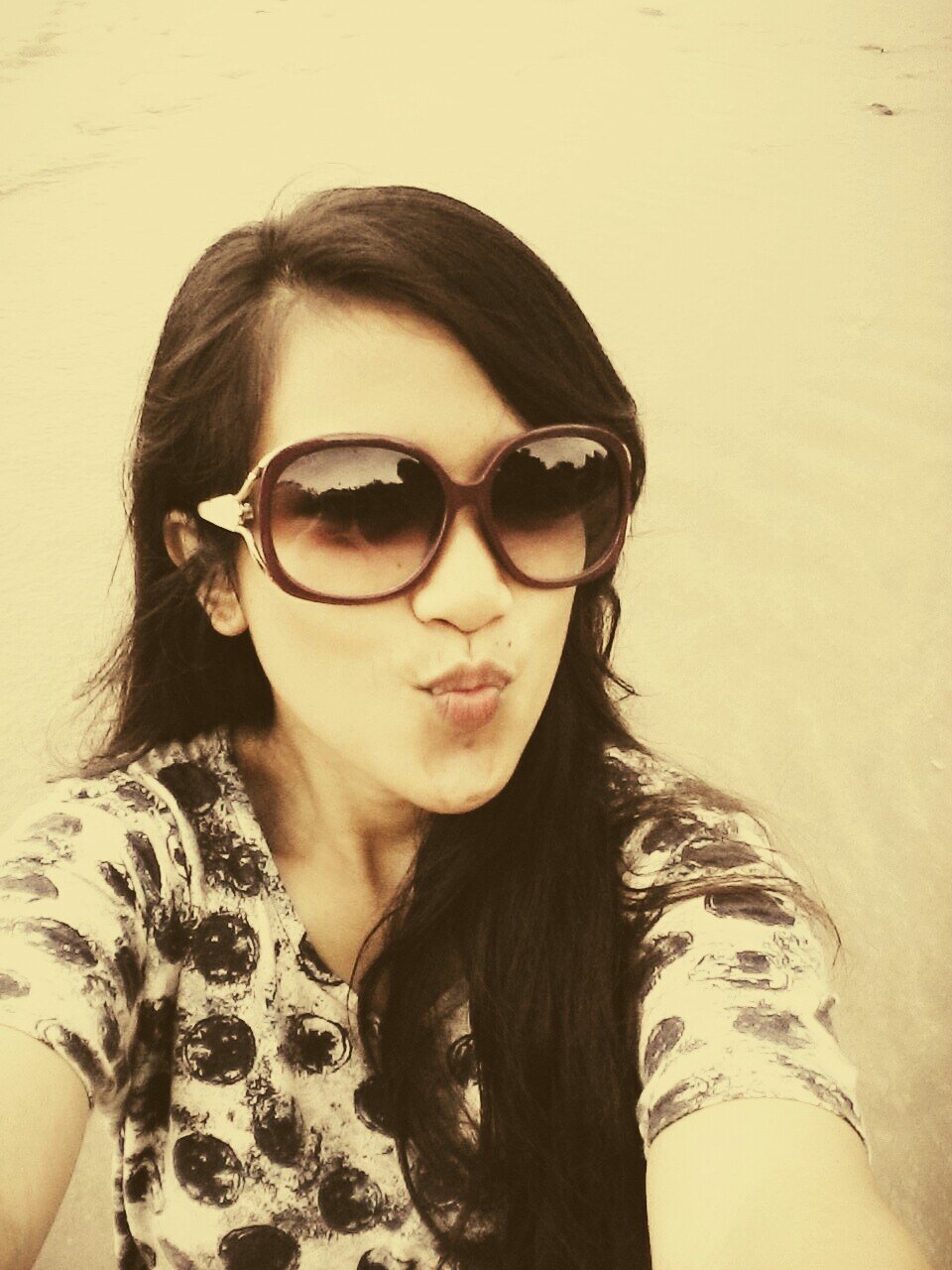 twitter baru, di folbek ya;) thx