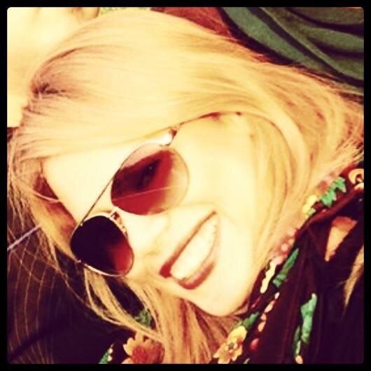 elnaz_etebari's profile picture. و عشق صدای فاصله هاست,,,,,