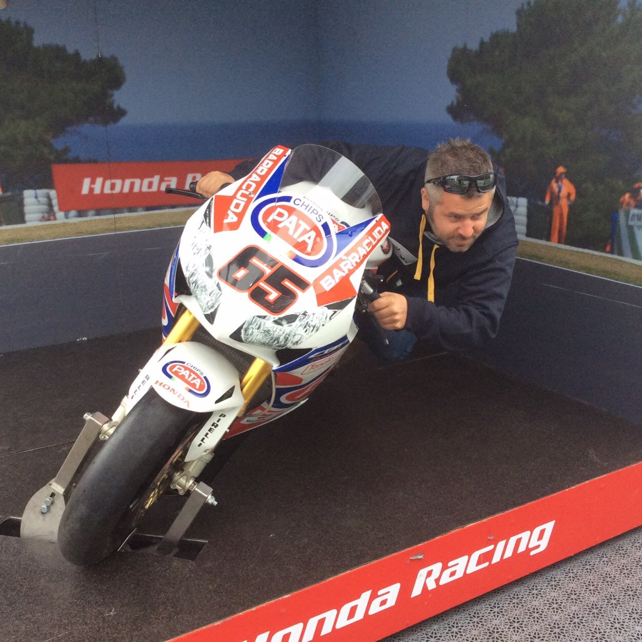 c8woo's profile picture. 