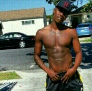 Shawnrobinson43's profile picture. #Team Follow Back