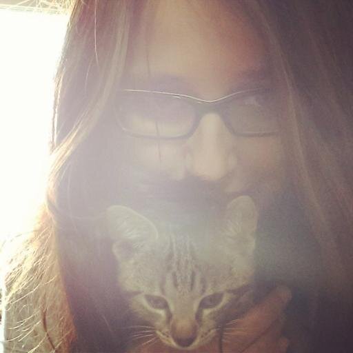 toxinou's profile picture. Pout.