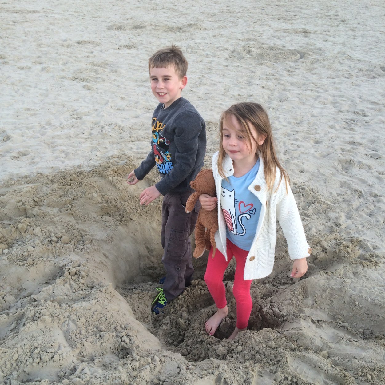 JamesLee16's profile picture. Loves his kids.. Former photographer now estate agent...!!