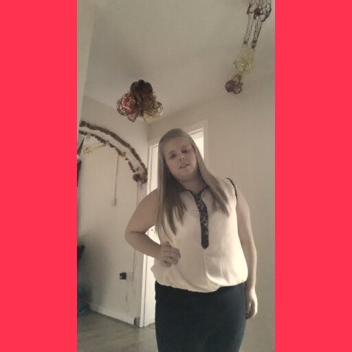 My name is shannon owen im 14 years old I'm from the valleys