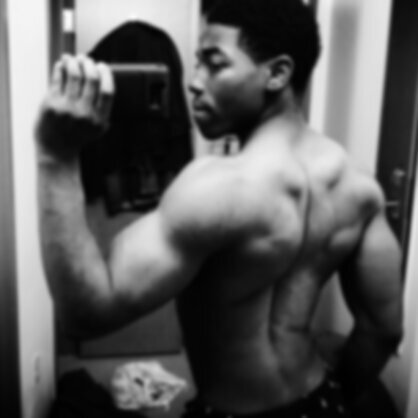 Fashion/Print Male Model       Instagram- @kiss3s_aintfr33