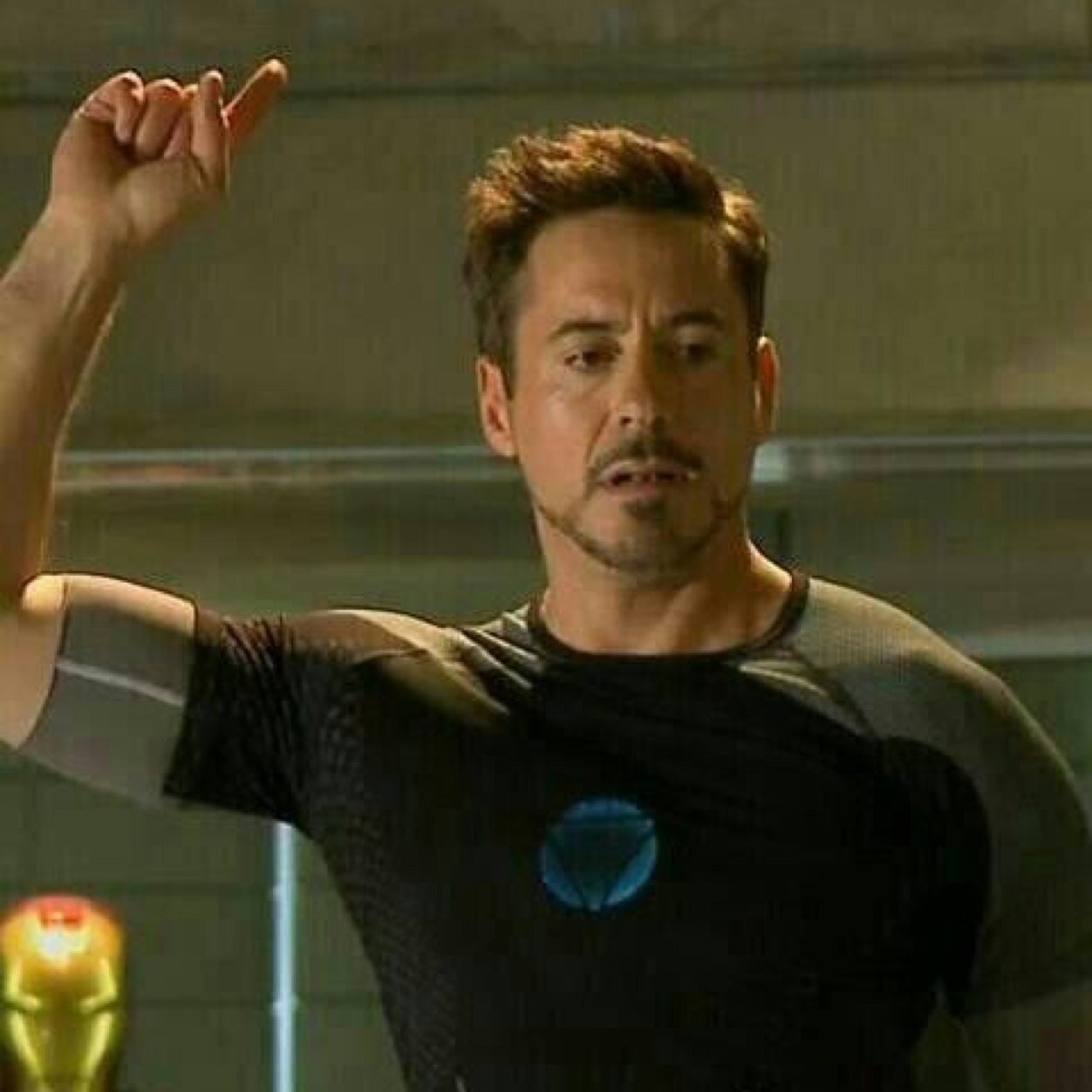 I live in malibu im married to @pepper_potts28 shes the love of my life i love her. My daughter is @hook_korey
