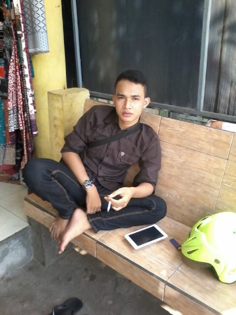 izradhewa's profile picture. 