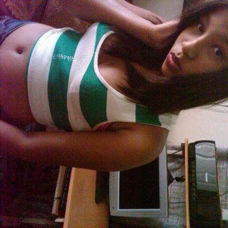 que mi sonrisa te moleste no es motivo para que yo deje de sonreir ..... I love me simplemente #foke_TO  ·romeista·    =)