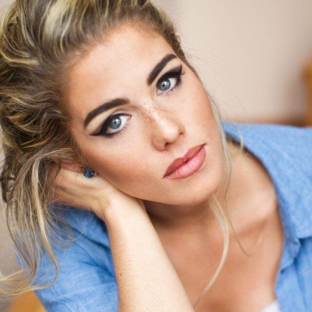 Arrowunzekisi's profile picture. Oliver Queen Aşk | Zeki sarışın | Bilgisayar Hakkında her şey|Starling City ➶| Parodi|  #ArrowTeamTR