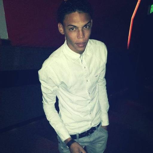 Adicto Al RAP ♥ ||Artista & Compositor Urbano,Vocalista Ɖε #LosReales1A♬| | Ð'→ #TeamBajaPantii||