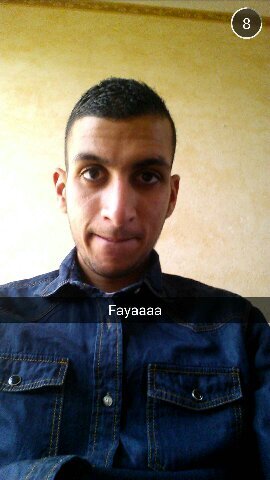 Je Viens D'Algerie J'ai Le Sang Chaud Tah Boumedienne Tlemceeeeeeen #Teamalgerie #PSG #TeamLacrim #NMG #TeamAmg