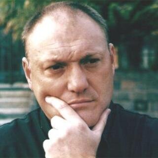 LuisSabatini's profile picture. Twitter Oficial Y Unico ! No Tengo Facebook , Ni Otra Red Social         Oscar En Violetta 2 !