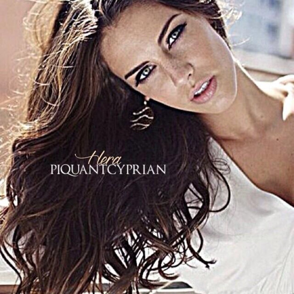 Everyday I feel the same. Stuck, and I can never change. But was it really worth it? Did I really deserve it? I'm only alive when I pretend.||MC/AU/SL|| #CS