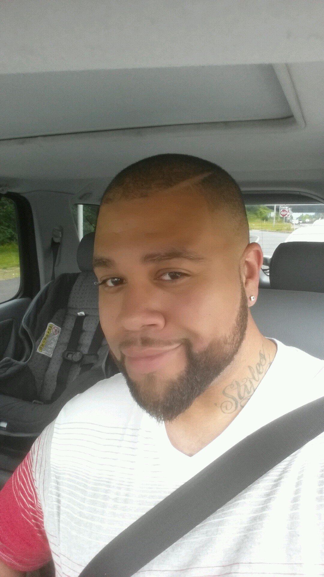 DBoStyles's profile picture. Simple minds make for simple times