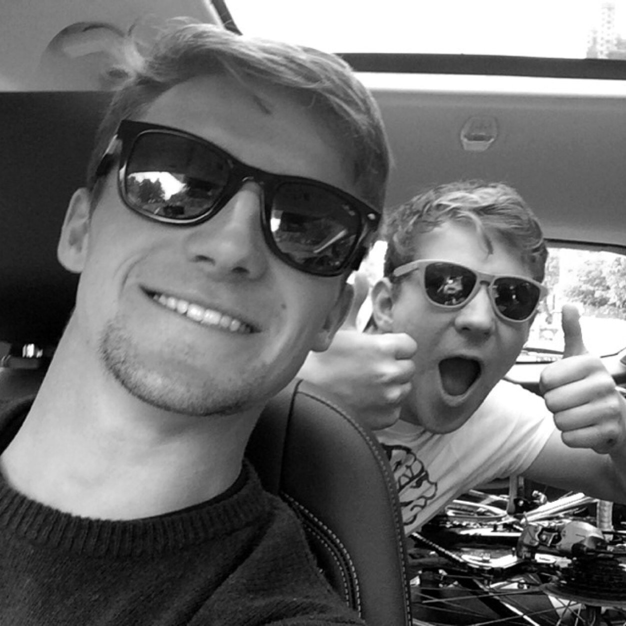 JirPearey's profile picture. Don't be sad it's over. Smile because it happened. @timsawrey 15/05/2015