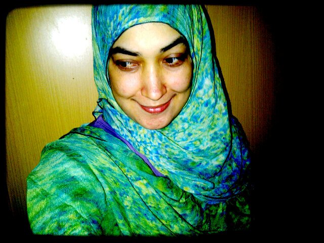 SimplySyari78's profile picture. ♥Allah SWT♥Rosulullah SAW♥Umi-Bapak-Nur-Fad-Nay-Nau♥Hijab it's my life&style♥Really Love Hijab♥