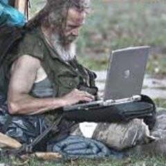 Histórias e estórias de um mendigo online pelas ruas de Porto Alegre.