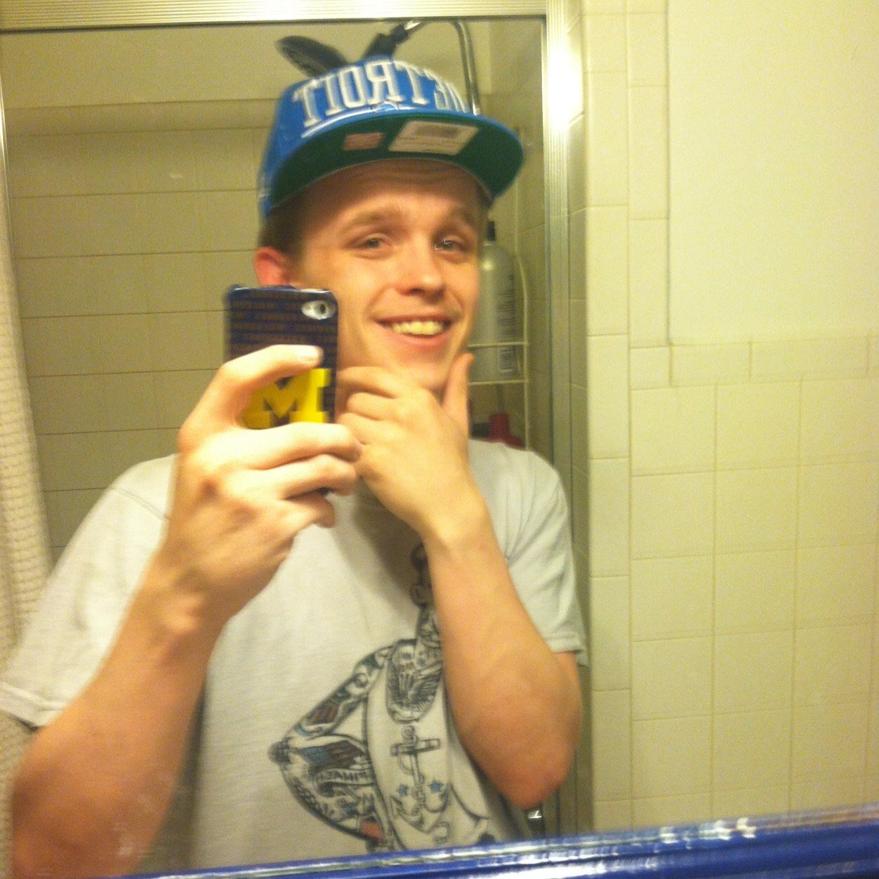 my name is justin.. Call of duty ghost ! Team  HVK all day ! Follow me XD
