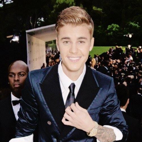 Claudia_Swag14's profile picture. MI dream is to be to OLLG, God is the most important to me and sincerely adore a @justinbieber. I AM BELIEBER FOREVER AND I AM VERY HAPPY :) I love app shot :3