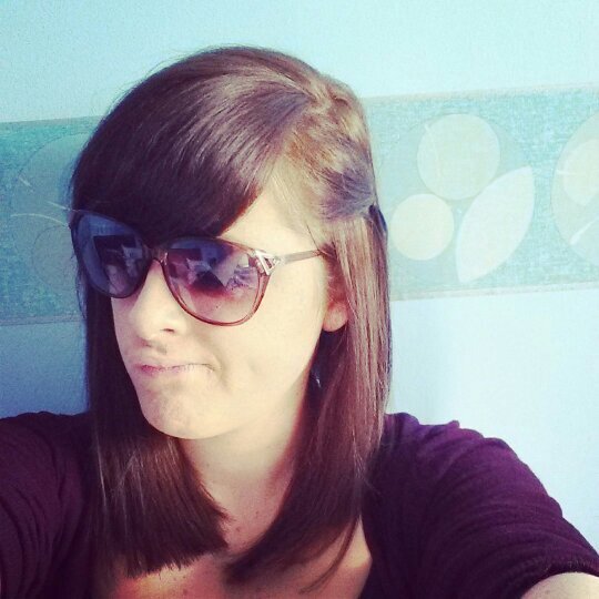 Amyjanemcw's profile picture. Another day another dollar