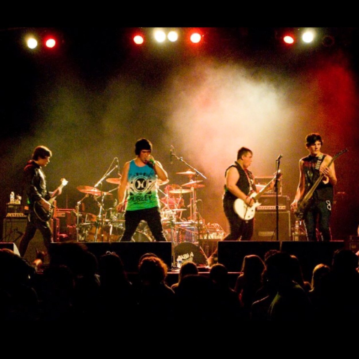 Farfromhomepa's profile picture. Check out our single! https://t.co/iz0zj9okTE