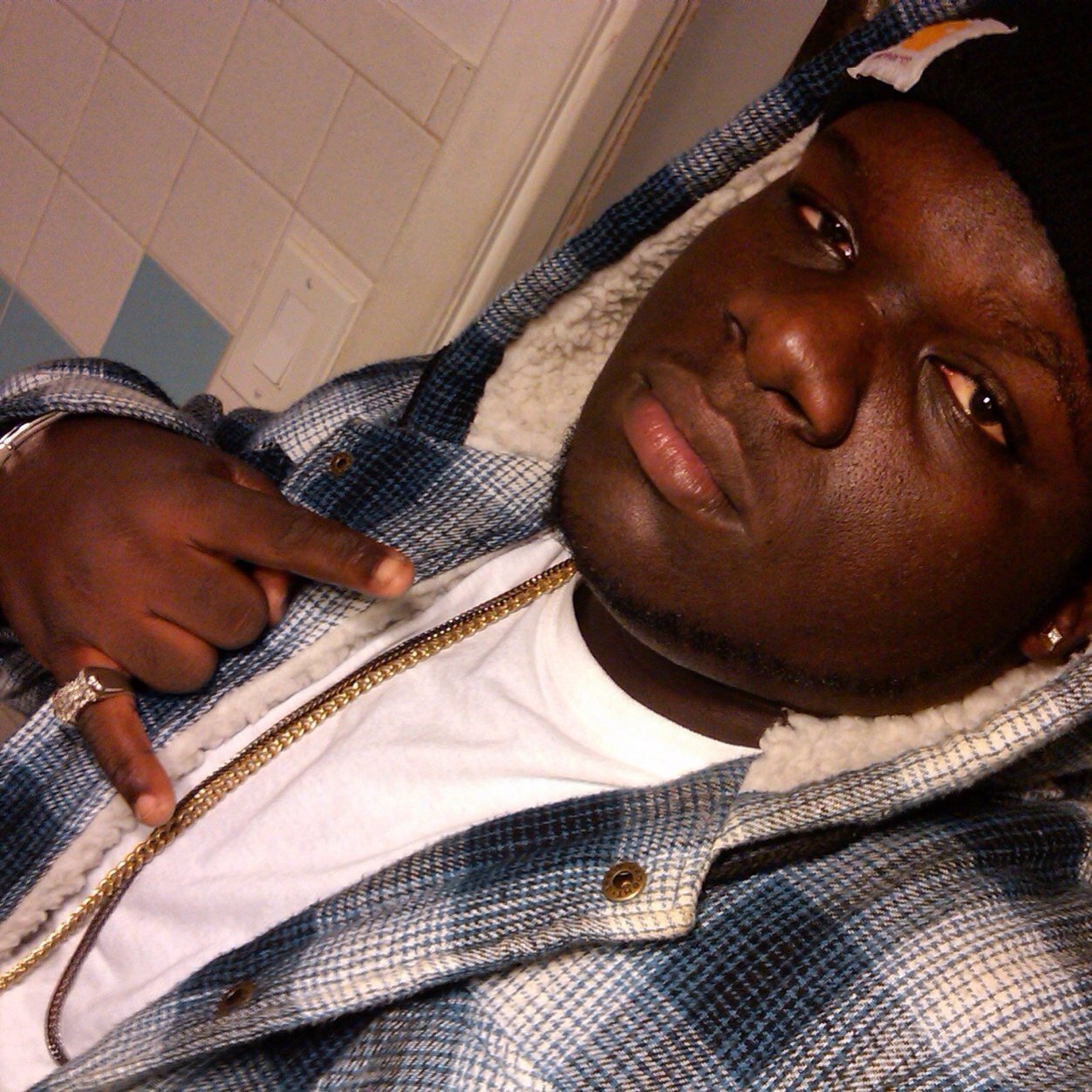 I stay cool like the other side of the pillow... 
HMU; Kik: iAm_TheBigGuy || IG: @iAm_TheBigGuy || Skype: iAm_TheBigGuy