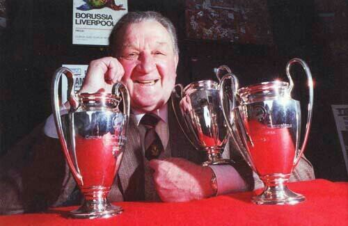 Avid LFC follower. Love my music, mayhem and all the goings on around the world. Love and peace ............man