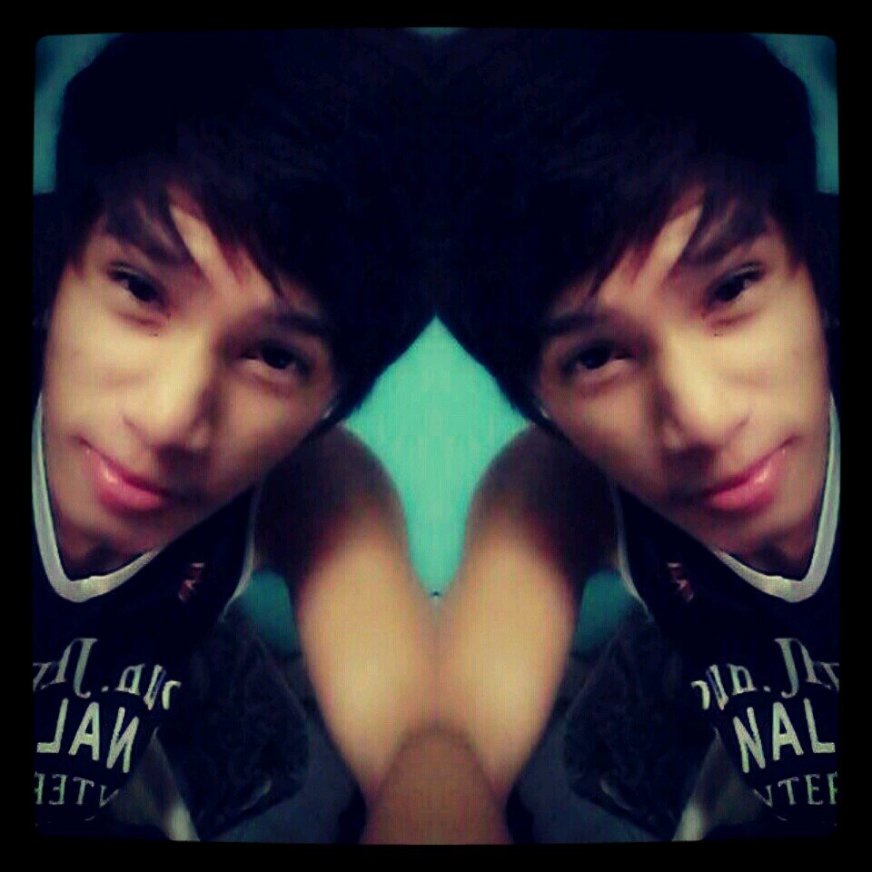 Jeffrey Carretero, Male, 17Yrsold, B.S AMT (Aircraft Maintenance Technology),  Promise is Promise, http://t.co/4LUsltmysC