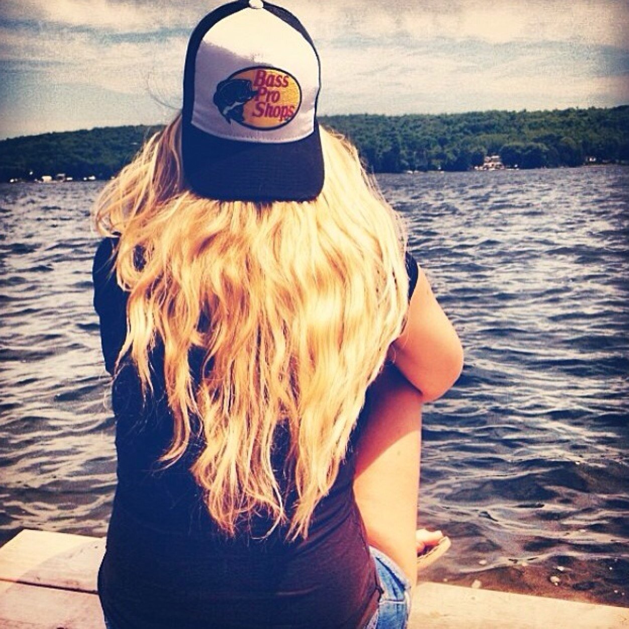 20| muddy boots with salt water roots | avi and header are me.