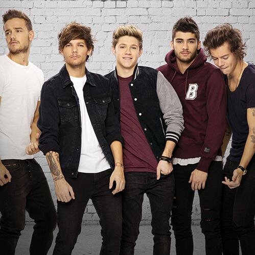 Hiii we love One Direction.
Directioners.Mixers
FOLLOW BACK