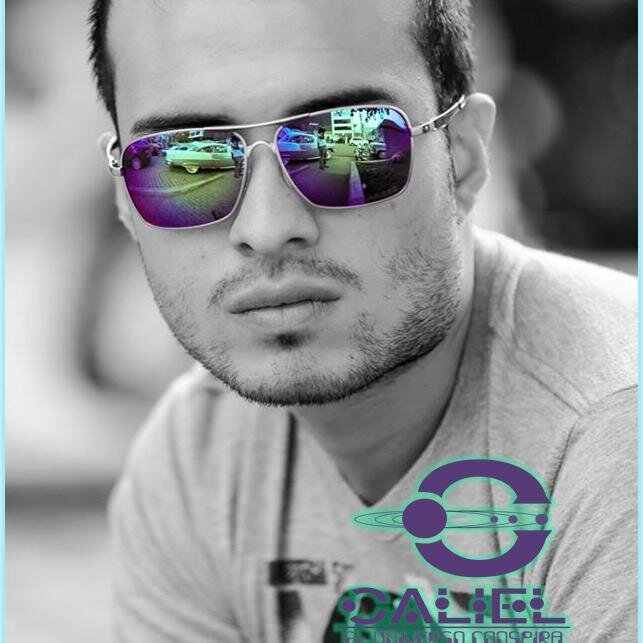 Cantante y productor CALIEL MUSIC CORPORATE