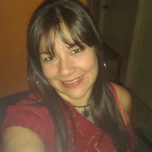 Educadora, ULAndina, mami de Daimler, Amo la vida y me gusta el futbol (fan de la vinotinto y el barça) ah y siempre sonrio! :D ;)