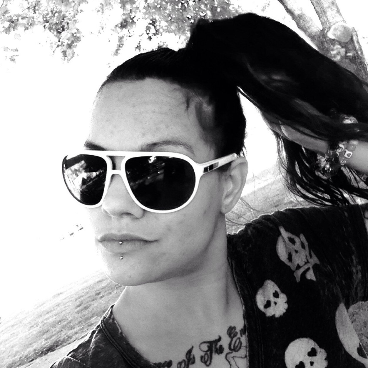 #Poledancer, #pirate, #Virgo, and #magical #Unicorn shitting glitter & rainbows for your #entertainment as well as mine!!