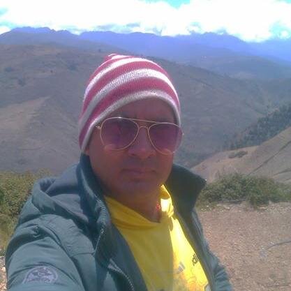 soy soñador y aventurero muy profecional en la  parte de la ingeneria y me facina la playa y campo