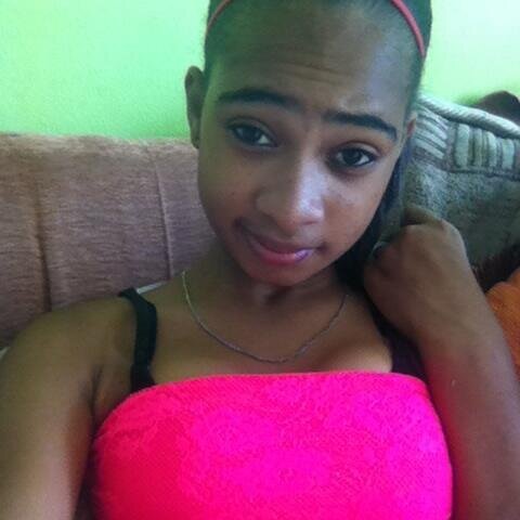 :D-Estoy αhorrαndo Sαcrificio Pαrα Comprαr єl Éxito.Mi Hermano :'' @Seso_Rosariio I LOVE HATERZ'