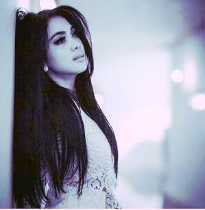 seterah orang mau bilang apa tentang idola gw ,,, yang penting gw support my @PrincesSyahrini gw