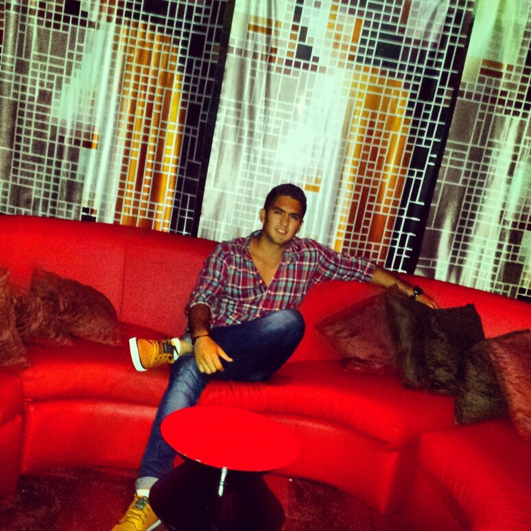 ddela_51's profile picture. 