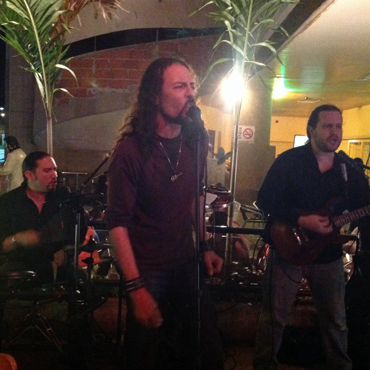 BandaDA3's profile picture. Banda de versiones, tocamos exitos de los 50 en adelante.