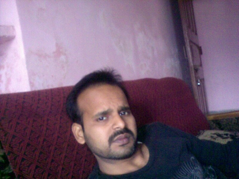 Ravi77984530's profile picture. 