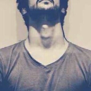 ‏‏نعم انا رجل حالم ، لأن الحالم هو من يستطيع أن يجد طريقه على ضوء القمر ، وهو أول من يرى بزوغ الفجر في العالم .