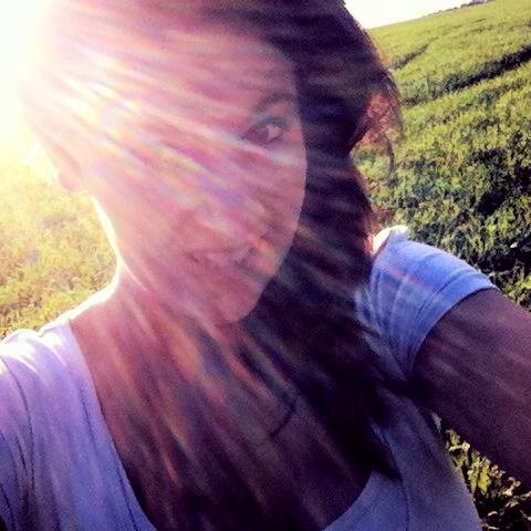 Hey! I'm Jordyn and i dance, sing and do some sports. Anything you want to know? Just ask :)