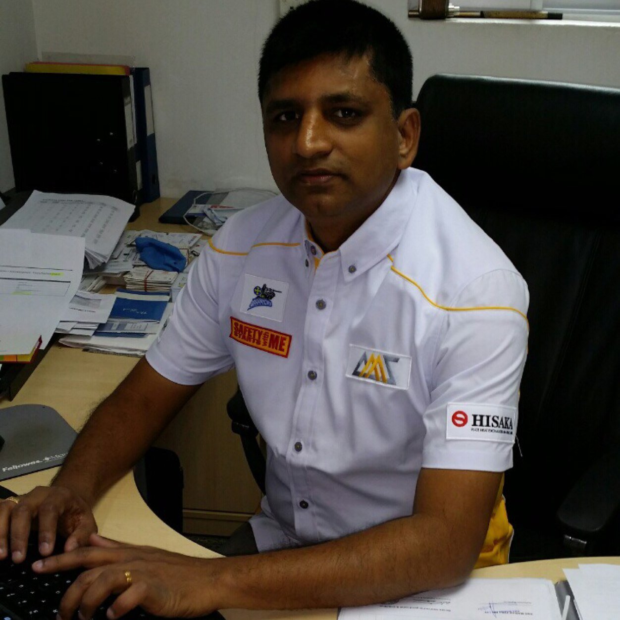 aneesaravan Profile Picture