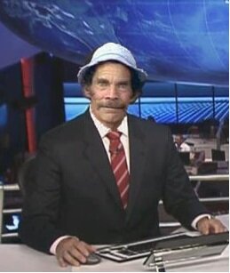 Seu Madruga 
Imitador, palhaço, rindo da vida e aprendendo com ela.
¨ TÁ TRISTE? FICA TRISTE NÃO NEM!¨