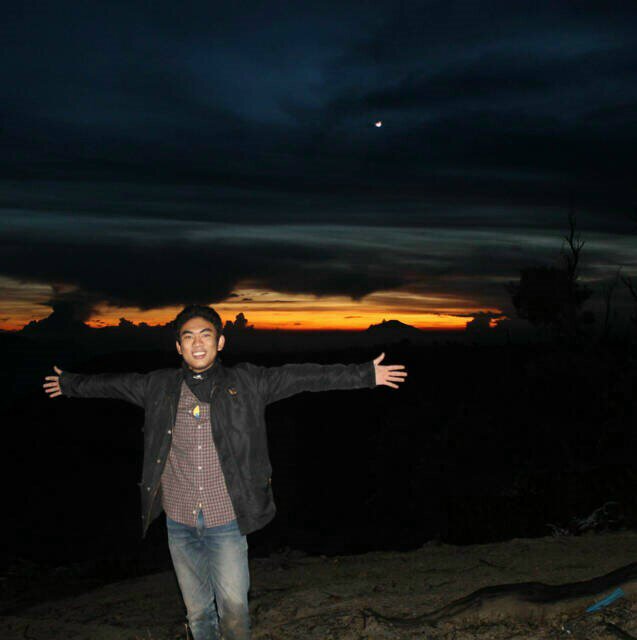 wisnunets's profile picture. Administrasi Negara Unpad. Griffons Army