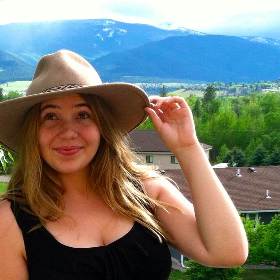 English and French Studies Major at Scripps College, Book and Pop Culture Blogger at http://t.co/DTKscRoPhl