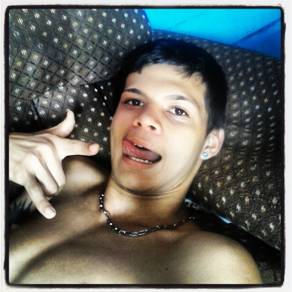 amo quem me ama foda-se quem me odeia!!