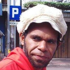 I am a Journalist in West Papua. Now, Chief Editor in http://t.co/VVT1Z78XS6, I also love reading books and travelling.